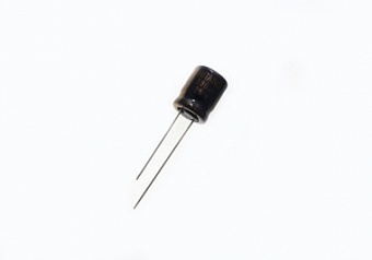 ESX331M25B, Конденсатор электролитический (330мкФ 25В 20% 105гр 10х13мм)